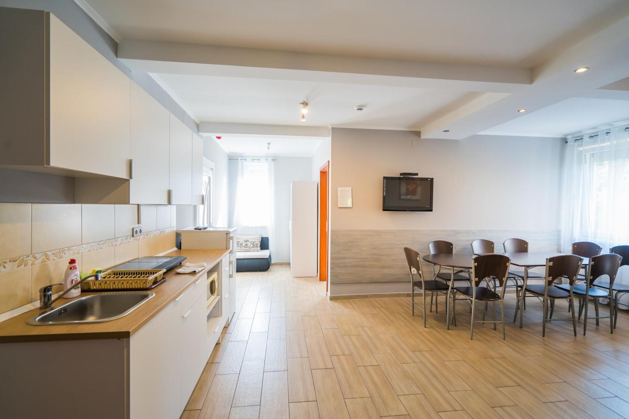 Riviéra Apartmanház Siófok Exterior foto