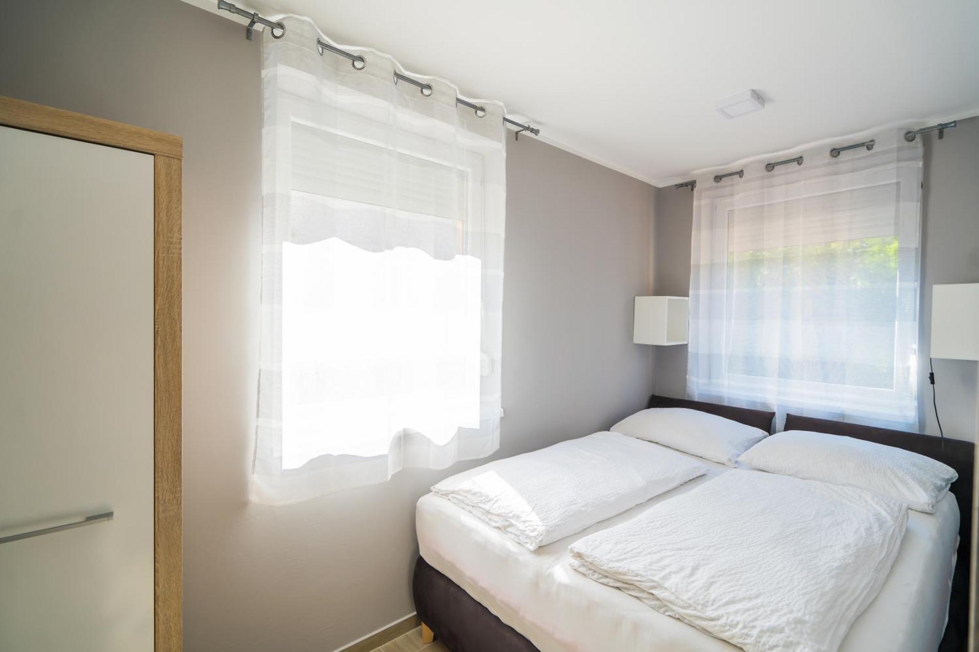 Riviéra Apartmanház Siófok Exterior foto