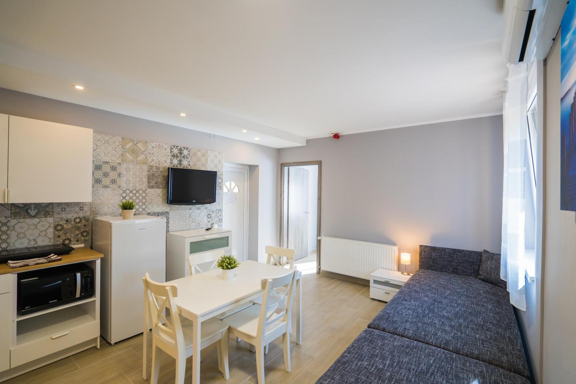 Riviéra Apartmanház Siófok Exterior foto
