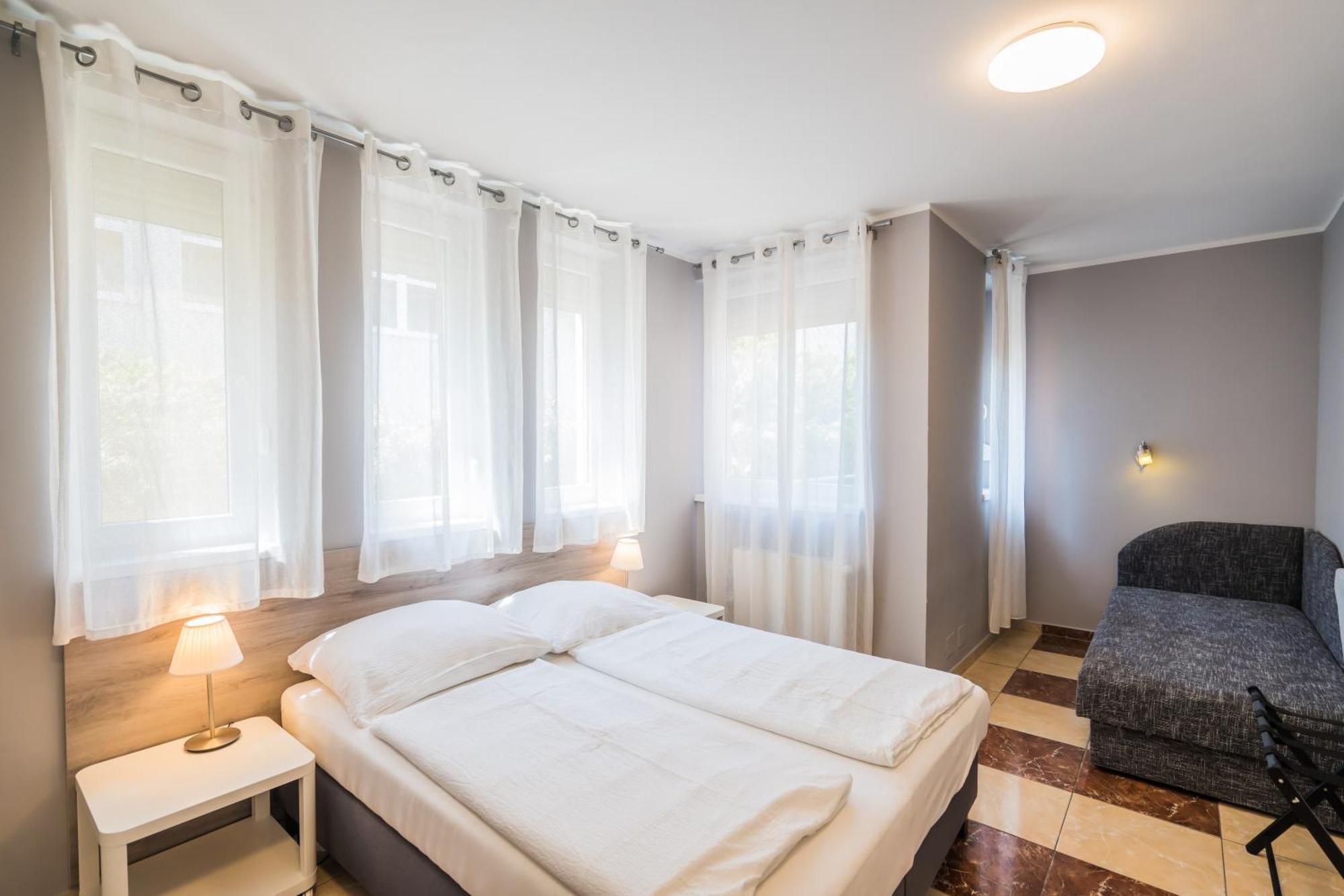 Riviéra Apartmanház Siófok Exterior foto